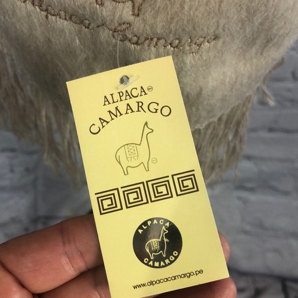 NWT Aloaca Camargo Scarf Sz OS - Picture 5 of 8